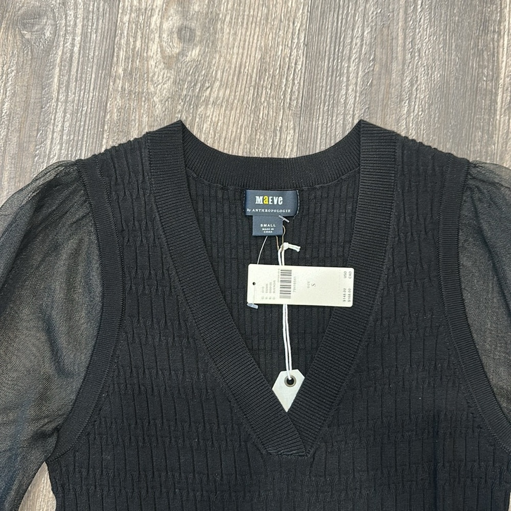 NWT Anthropologie Black Sheer Sleeve Top SZ: Small - Picture 2 of 3